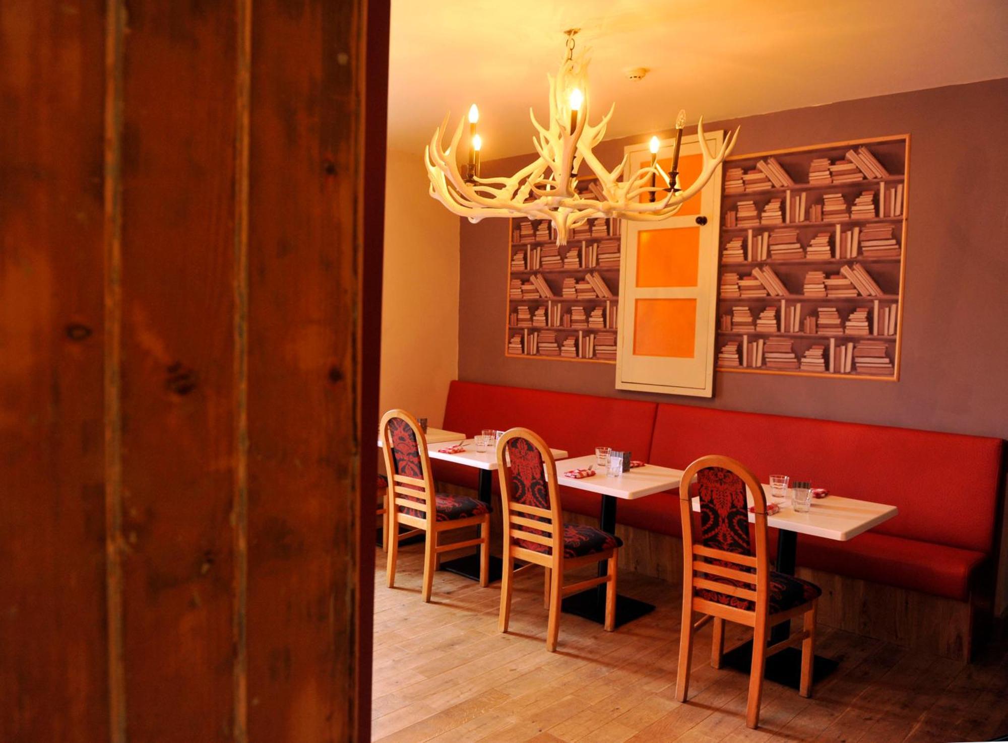Buccleuch Arms Hotel St Boswells Buitenkant foto