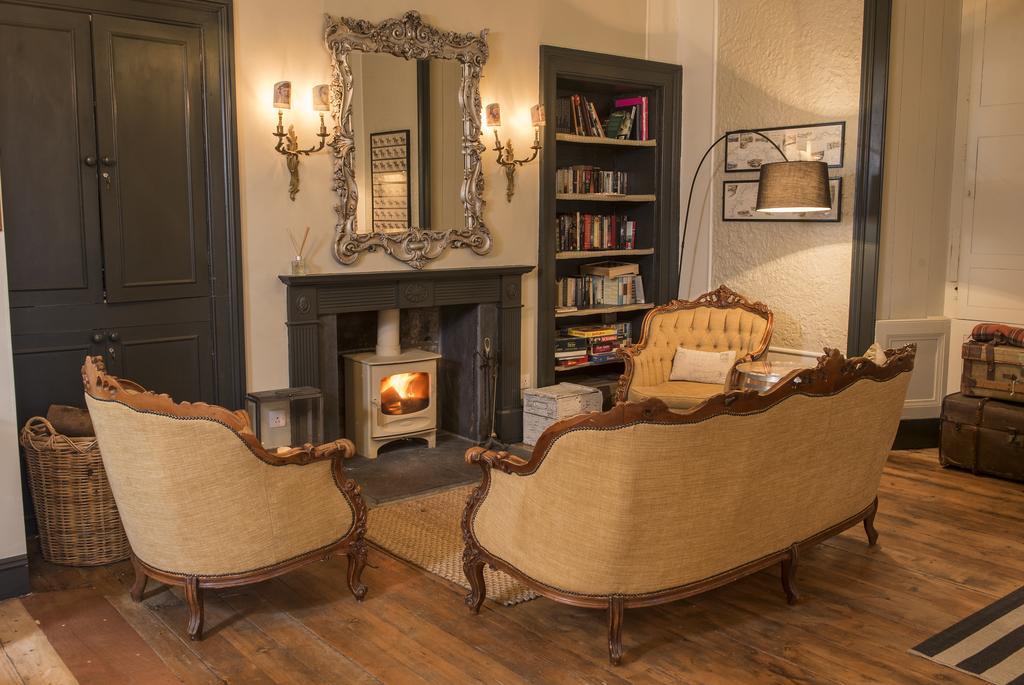 Buccleuch Arms Hotel St Boswells Buitenkant foto
